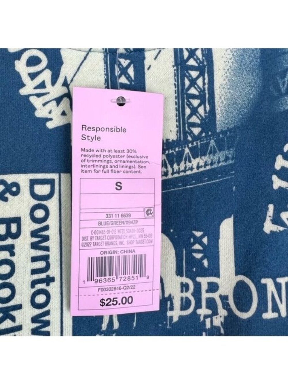 Wild Fable sweatshirt womens size small blue white NYC graffiti print - Picture 6 of 7